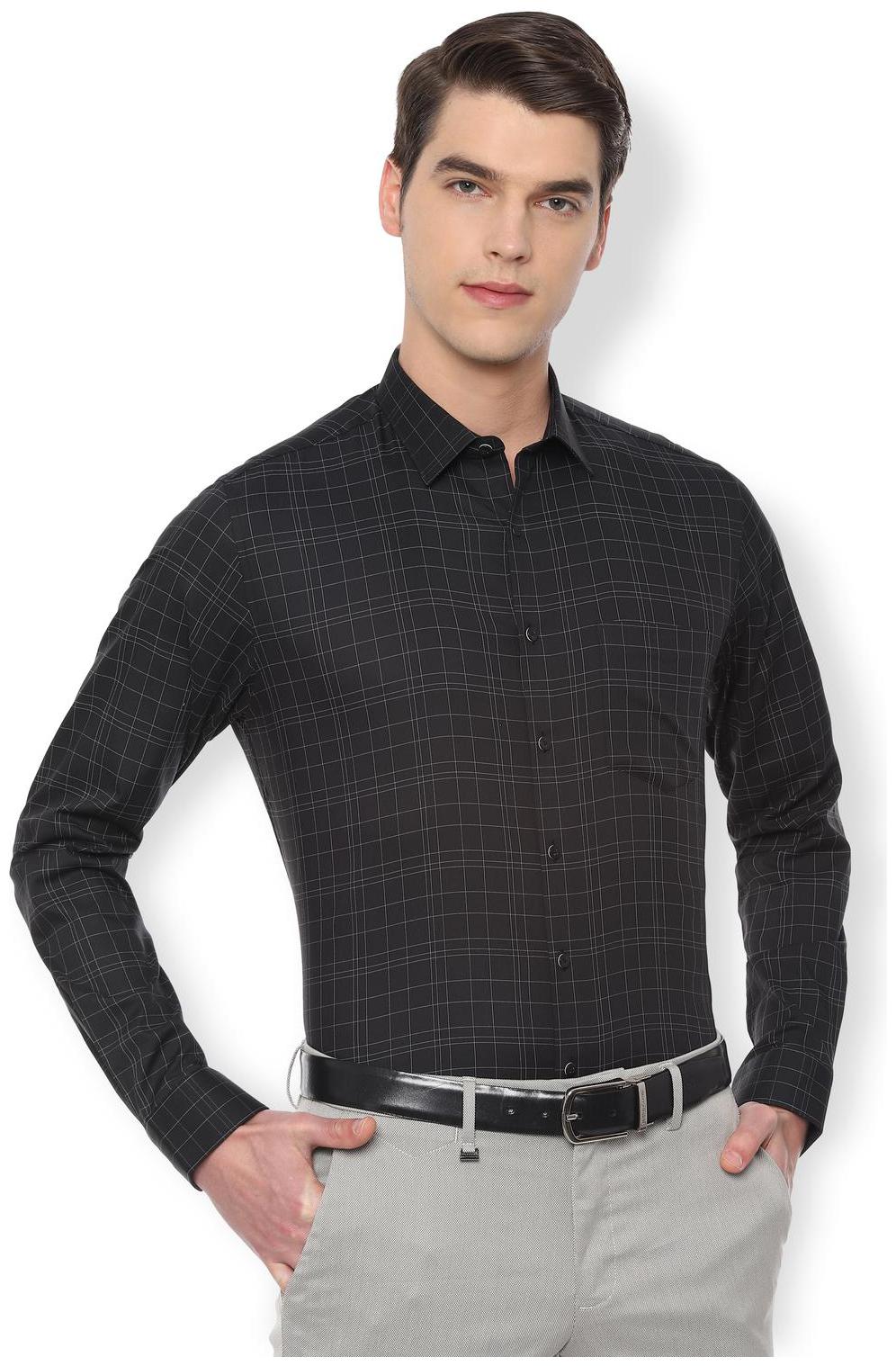 

Van Heusen Men Slim fit Formal Shirt - Black