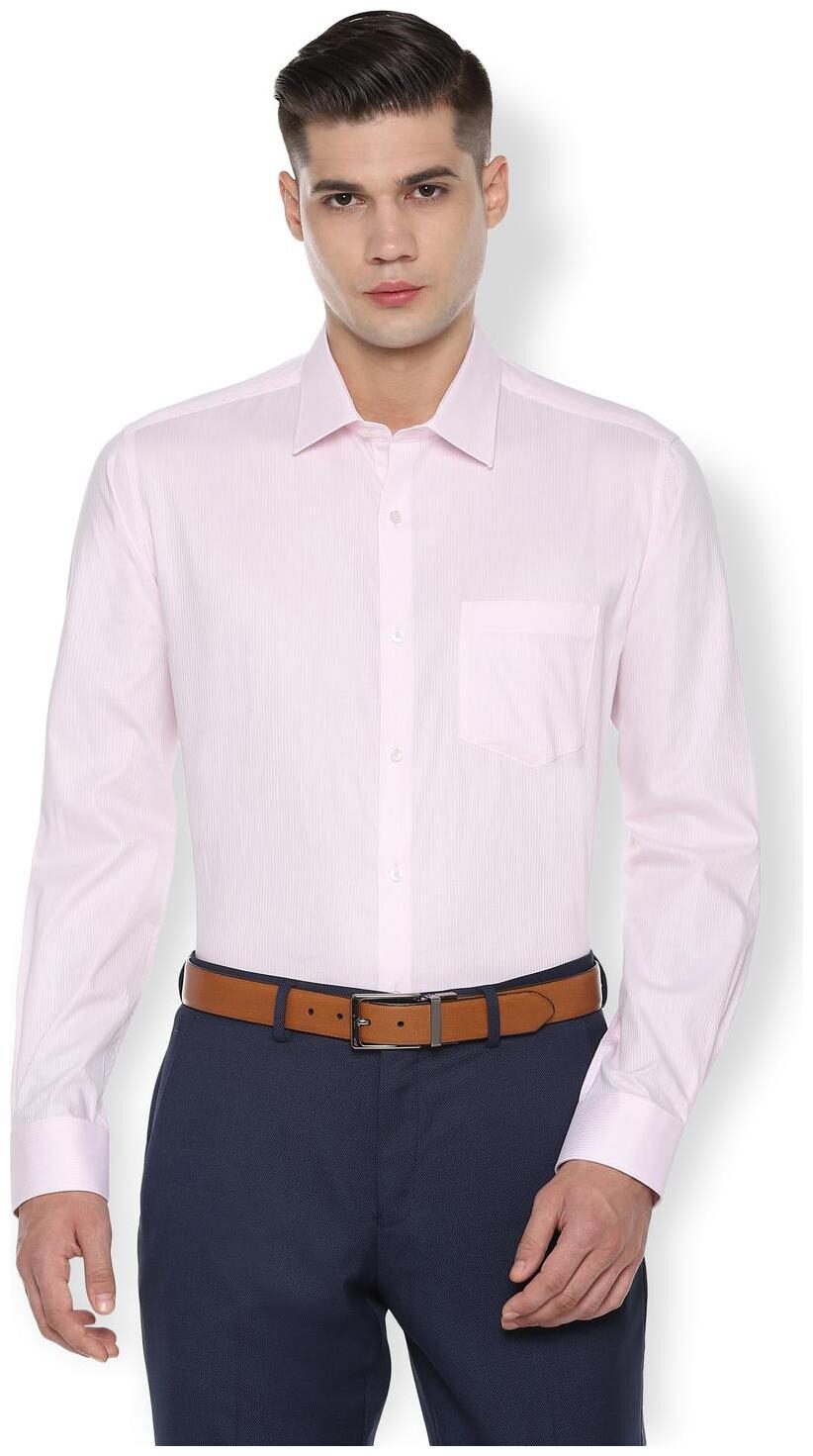

Van Heusen Men Regular fit Formal Shirt - Pink