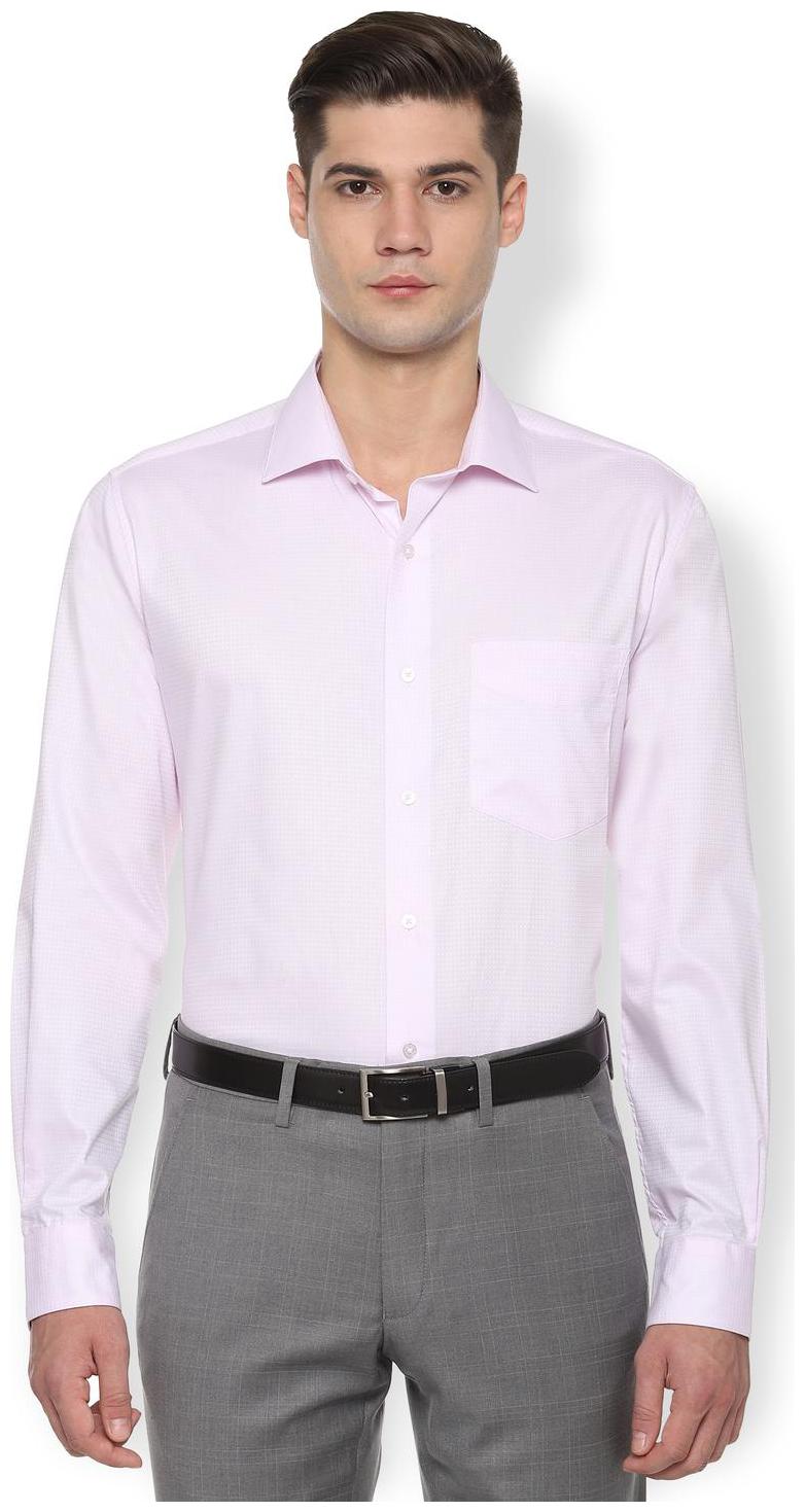 

Van Heusen Men Regular fit Formal Shirt - Pink