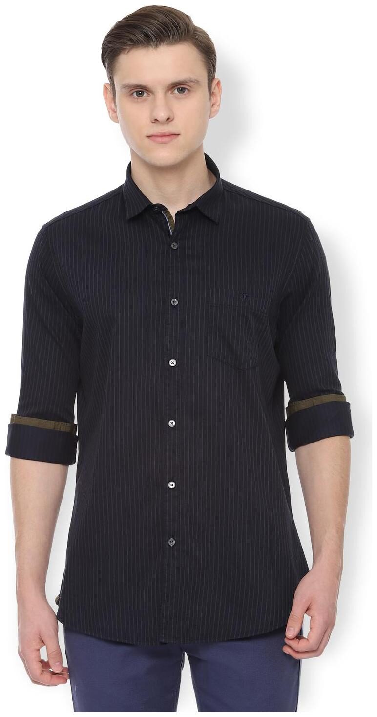 

Van Heusen Men Black Vertical Stripes Slim Fit Casual Shirt