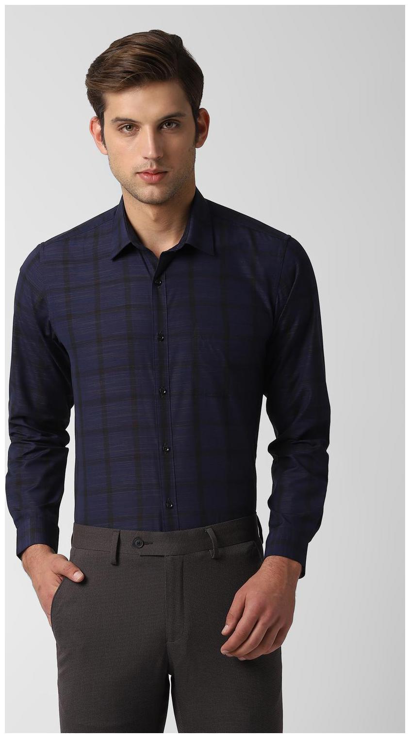 

Van Heusen Men Blue Checked Slim Fit Casual Shirt