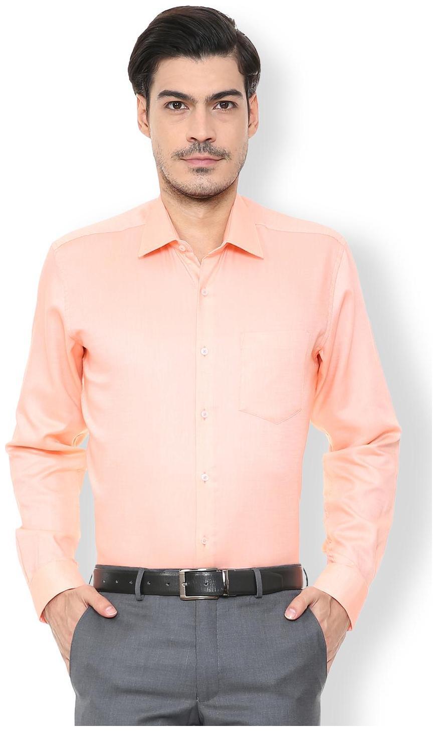 

Van Heusen Men Regular fit Formal Shirt - Pink