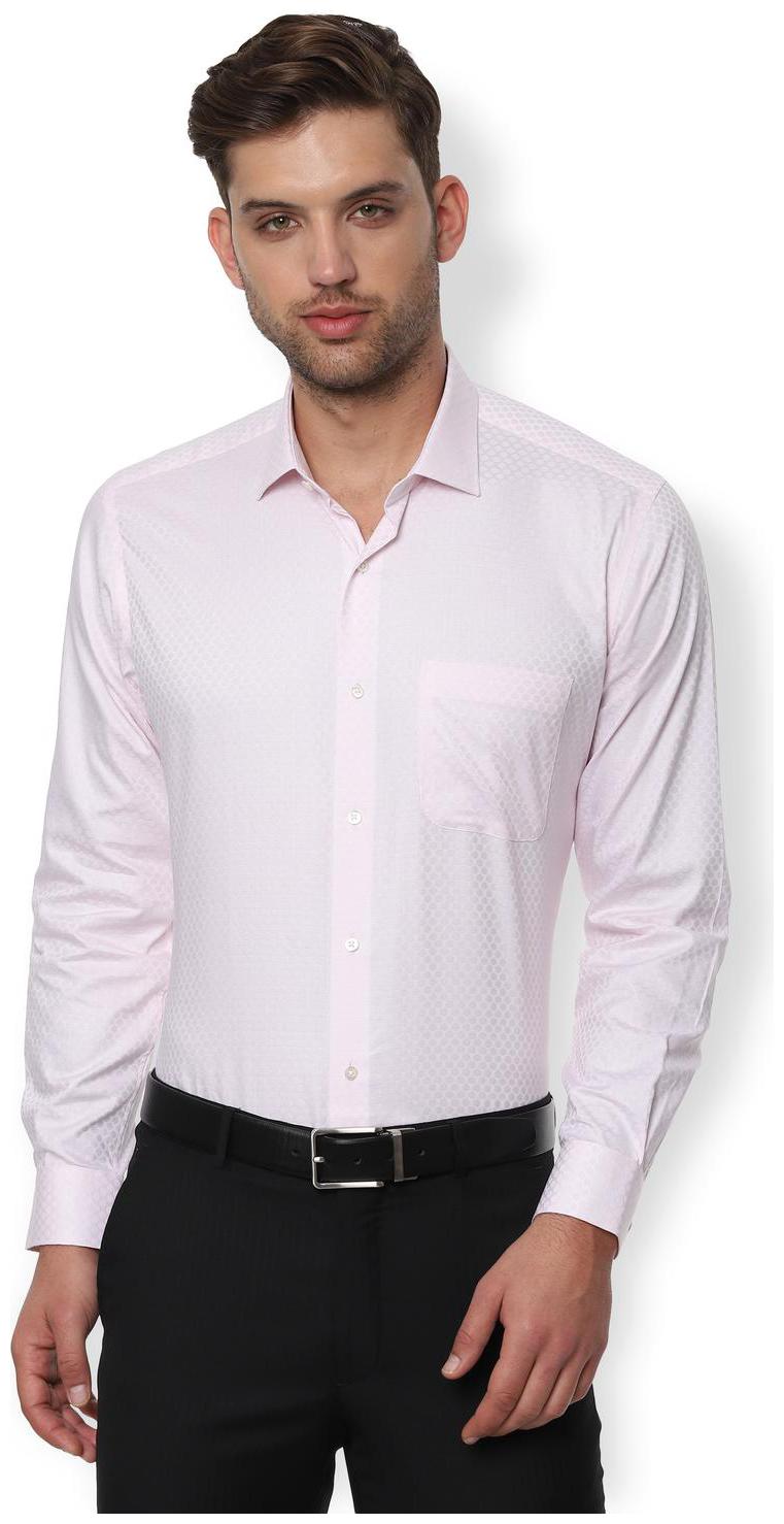 

Van Heusen Men Regular fit Formal Shirt - Pink