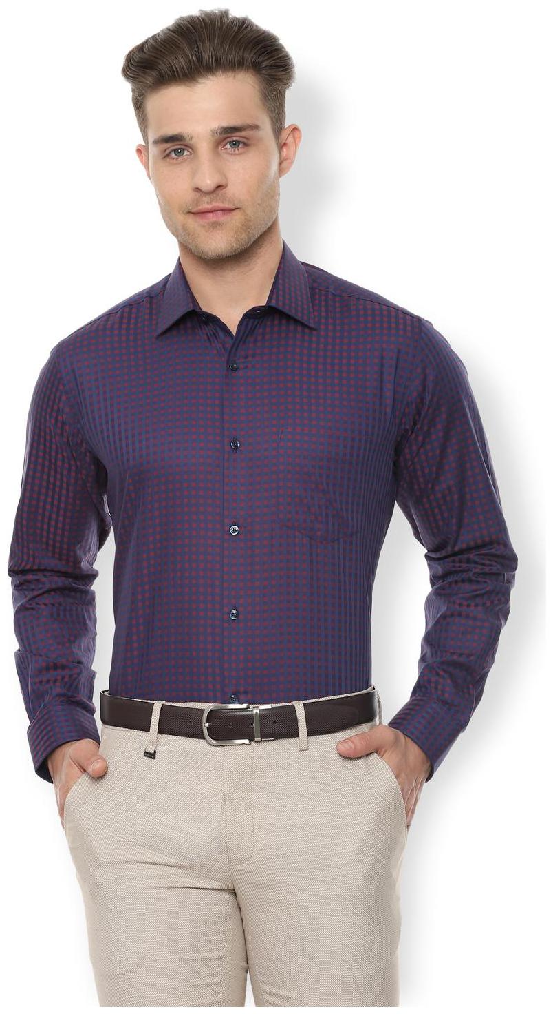 

Van Heusen Men Regular fit Formal Shirt - Purple