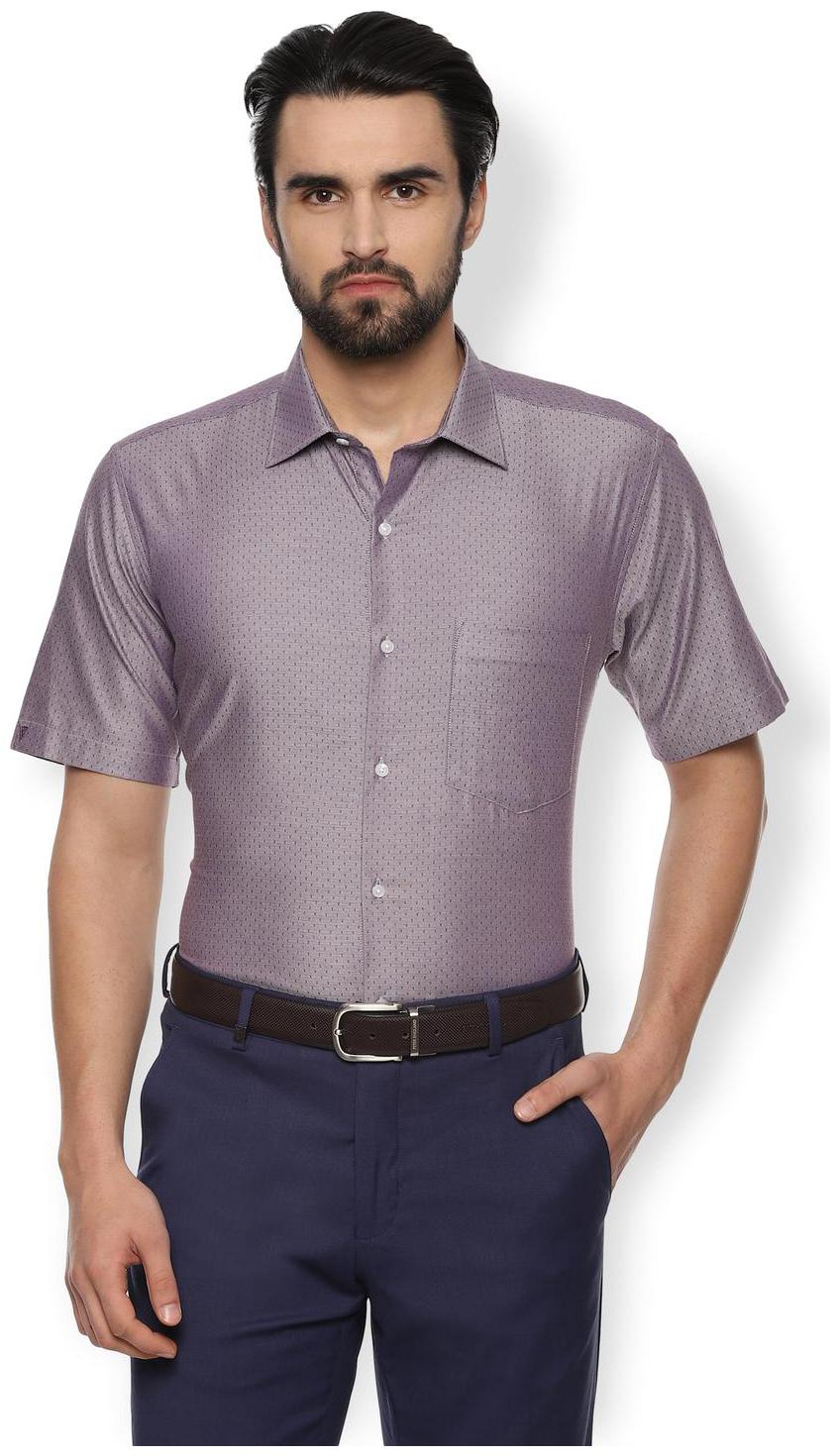 

Van Heusen Men Regular fit Formal Shirt - Purple