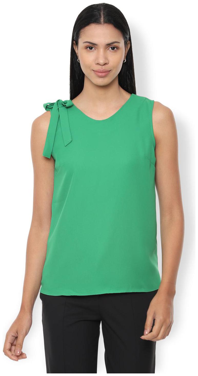 

Van Heusen Women Solid Regular top - Green
