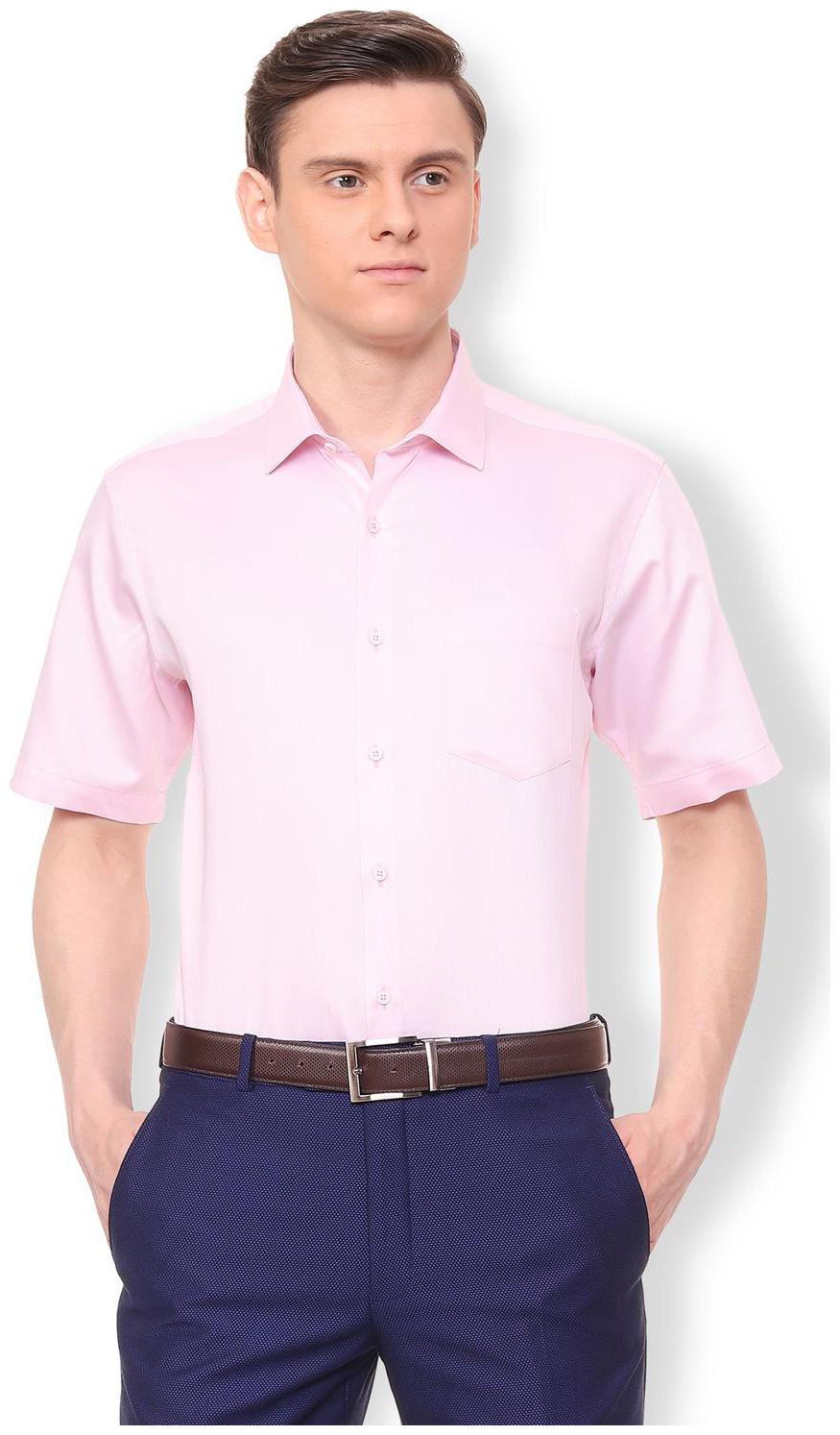 

Van Heusen Men Regular fit Formal Shirt - Pink