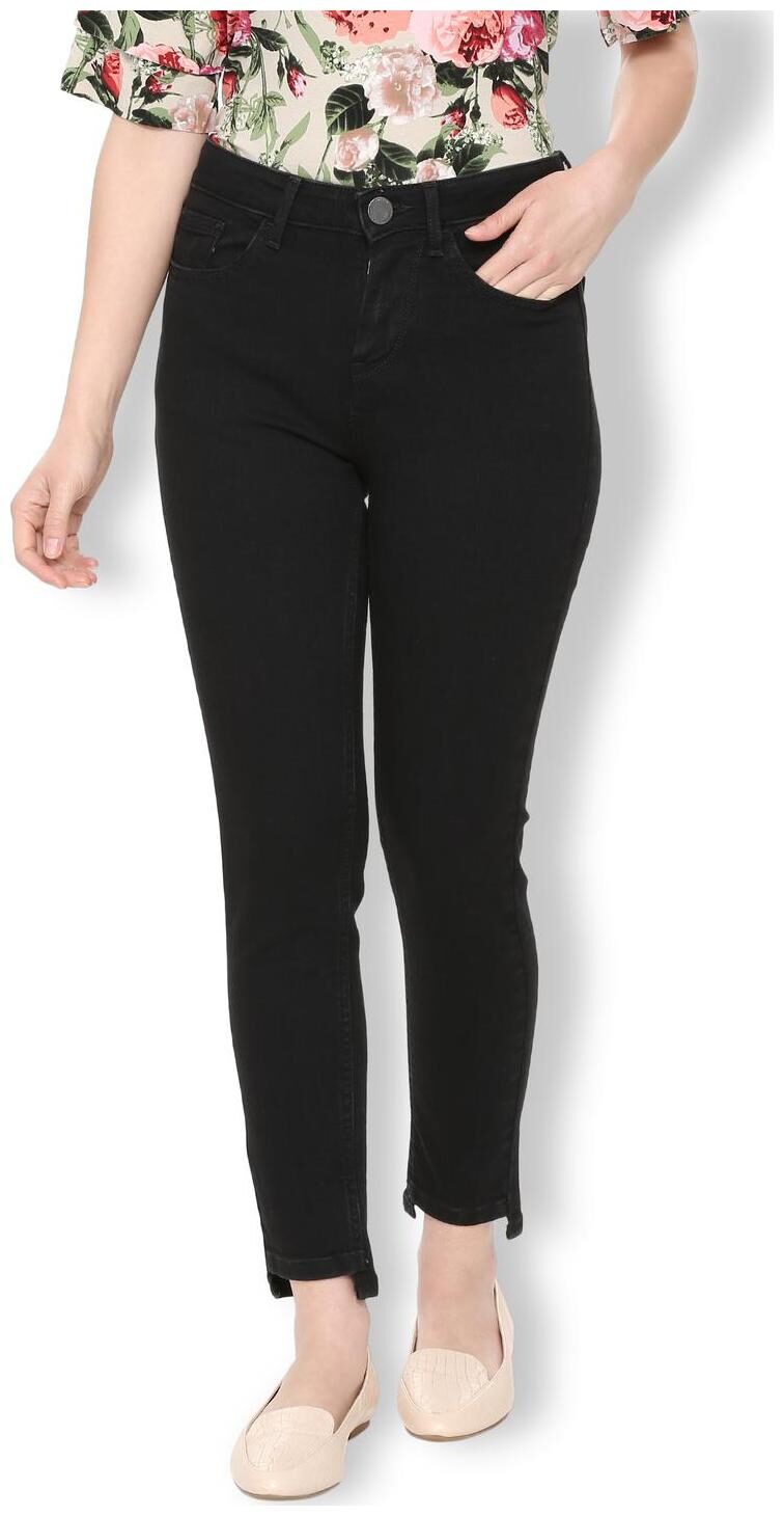 

Van Heusen Women Black Skinny fit Jeans