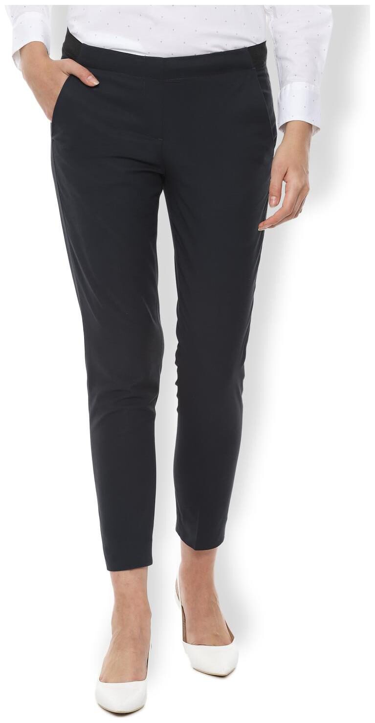 

Van Heusen Women Black Regular fit Cropped trousers