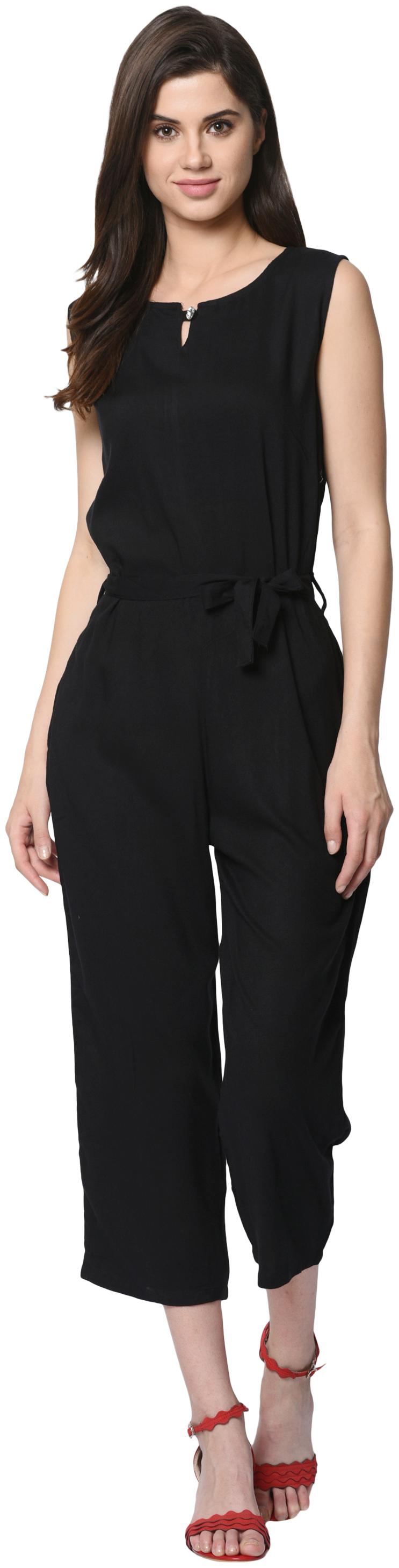 

VASHIST Solid Jumpsuit - Black