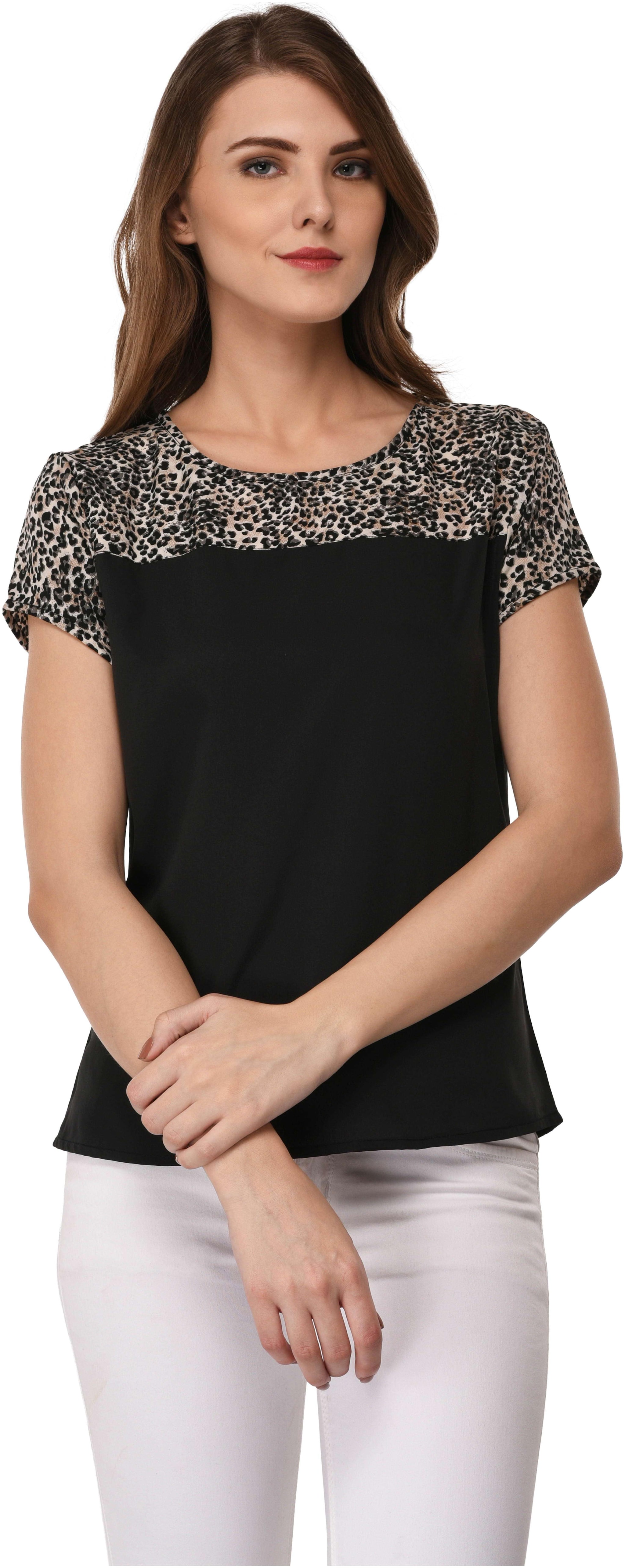 

VASHIST Women Printed Regular top - Black