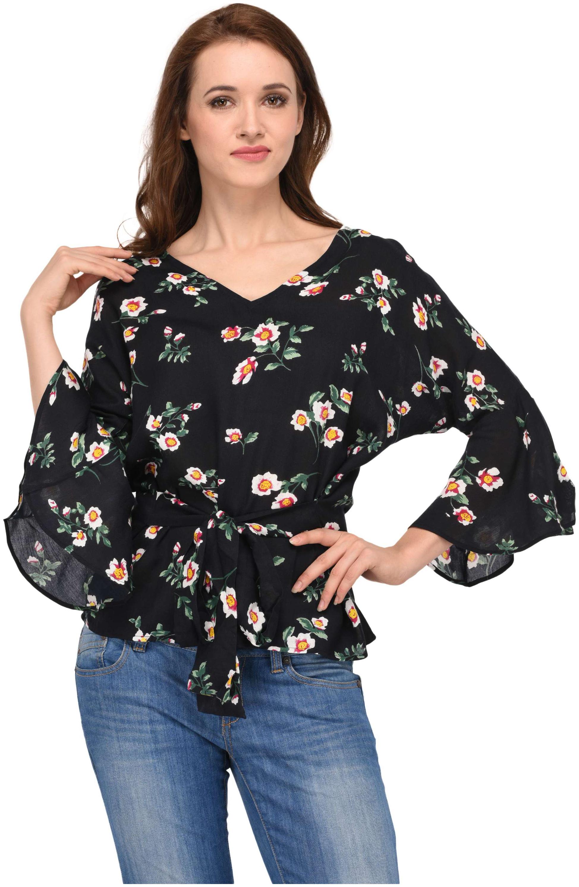 

VASHIST Women Solid A-line top - Black