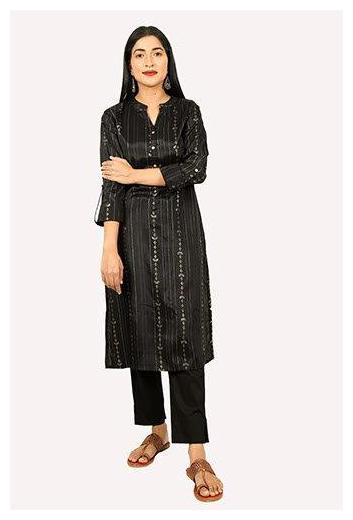 

VEDAMANI Women Black Striped Straight Kurta