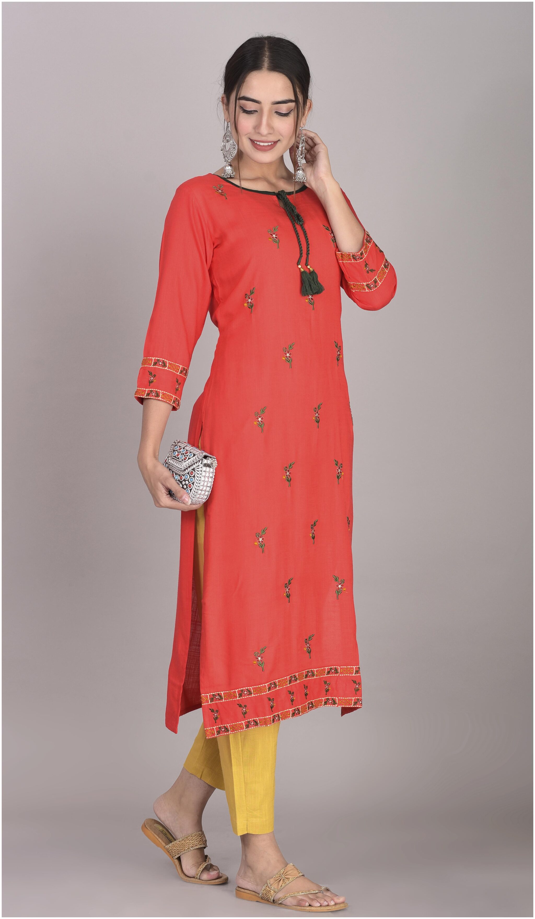 

VEDANA Women Red Embroidered Straight Kurta