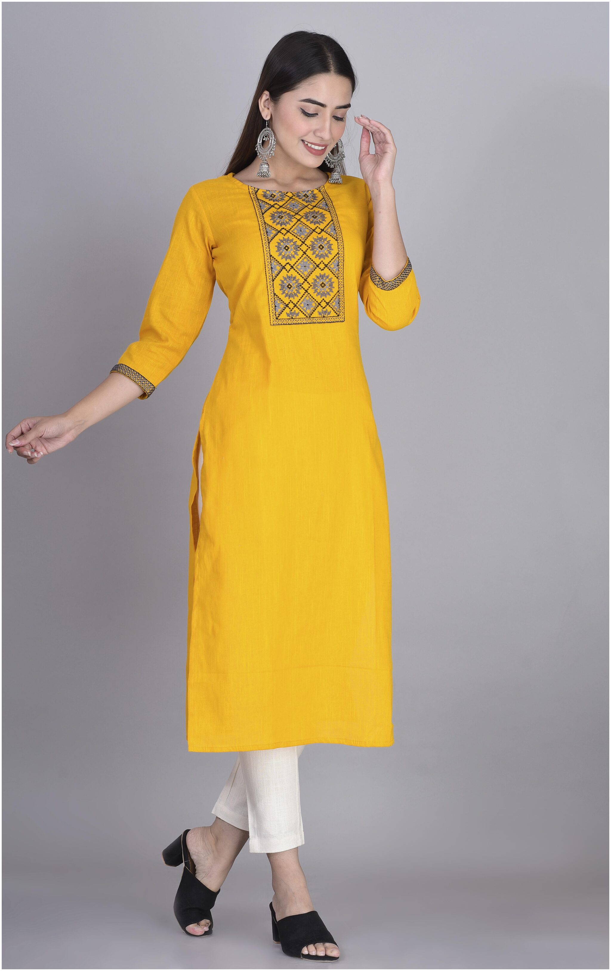 

VEDANA Women Mustard Embroidered Straight Kurta