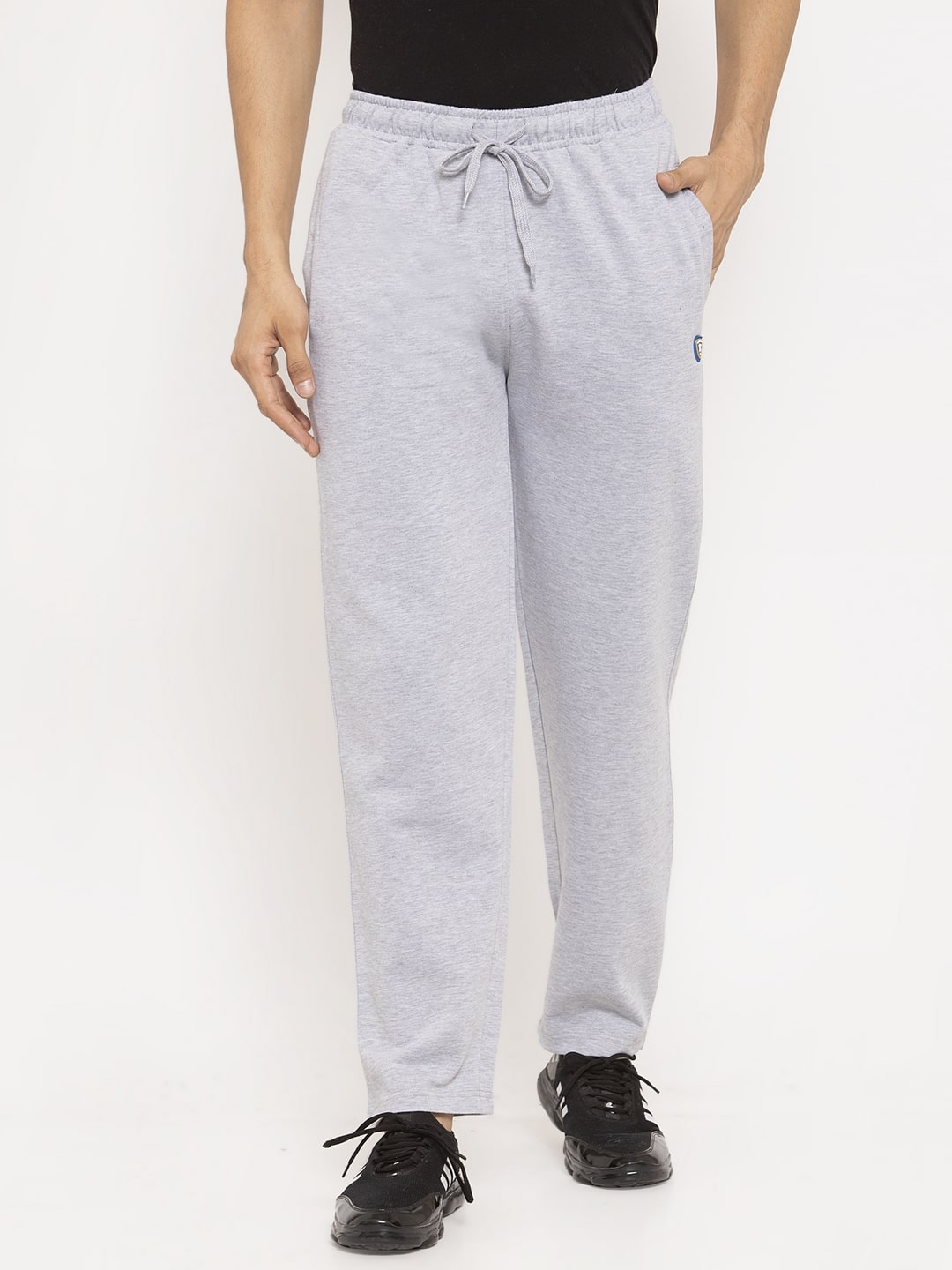 

VENITIAN Men Grey Solid Regular fit Track pants