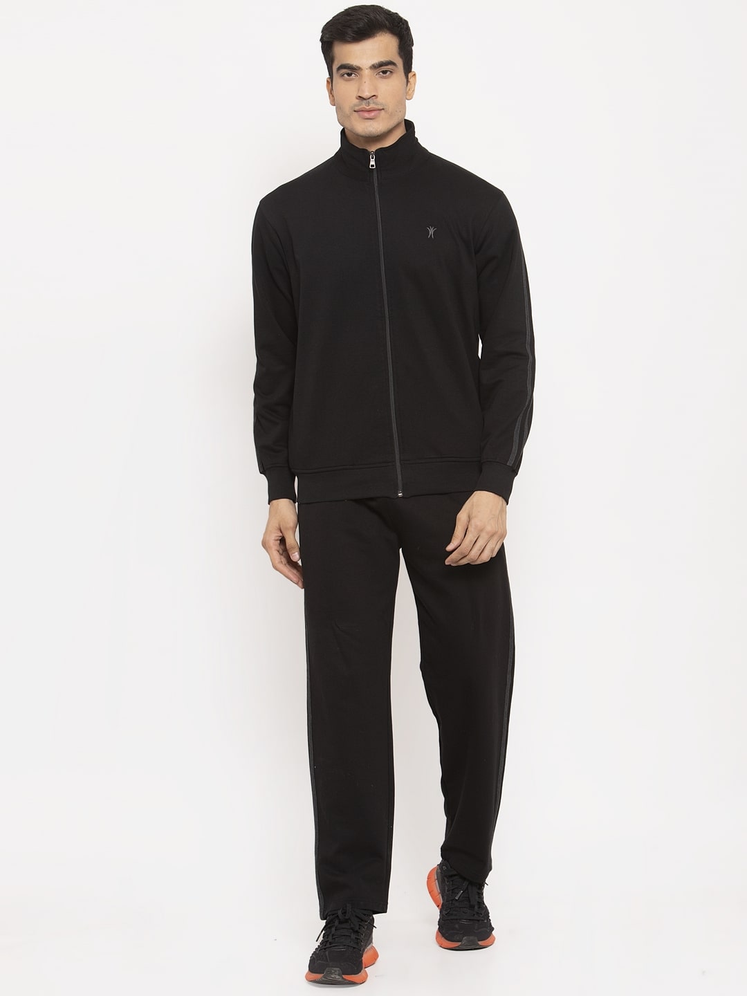 

VENITIAN Men Black Solid Regular Fit Track Suit