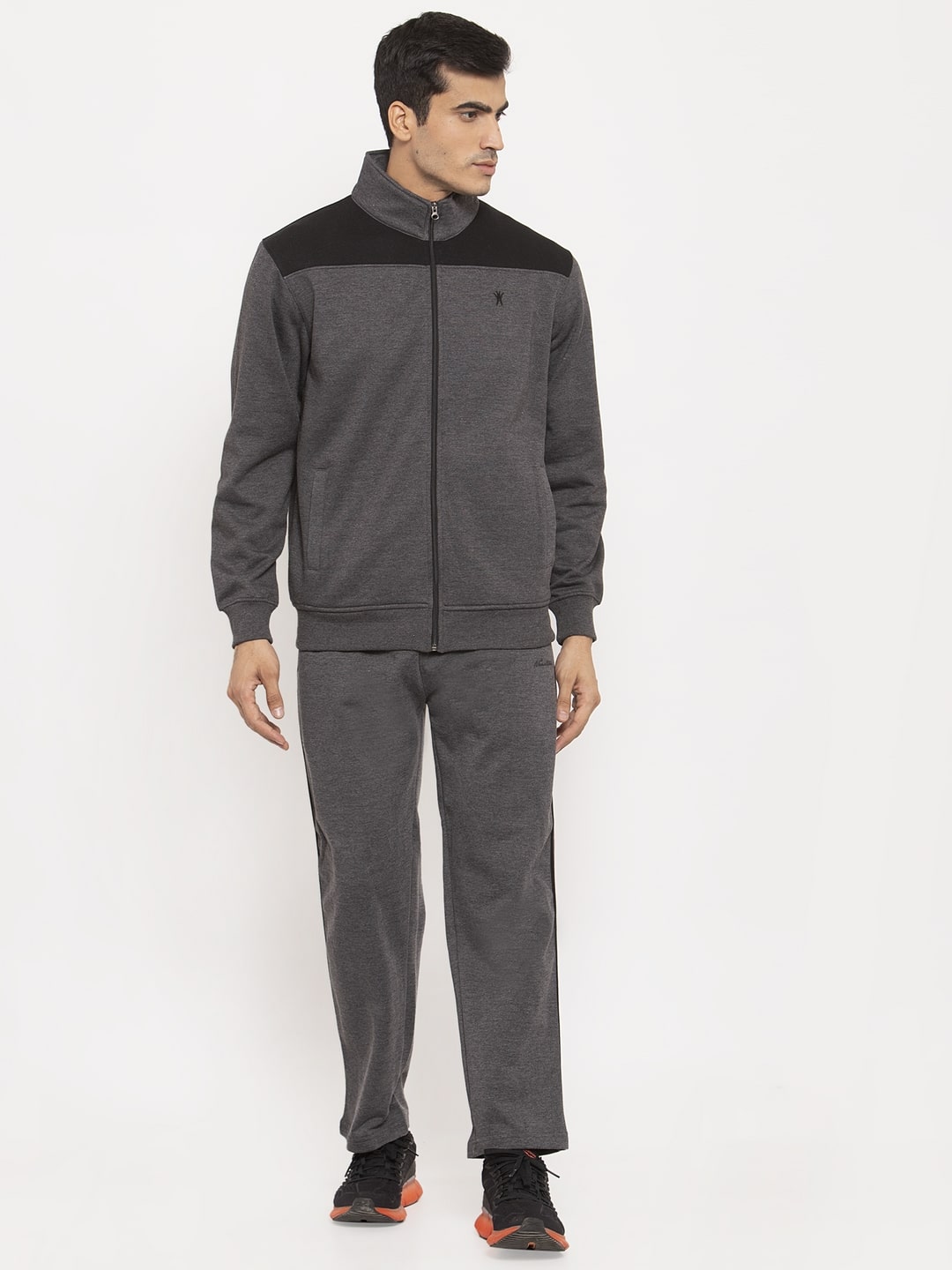 

VENITIAN Men Grey Black Solid Regular Fit Track Suit