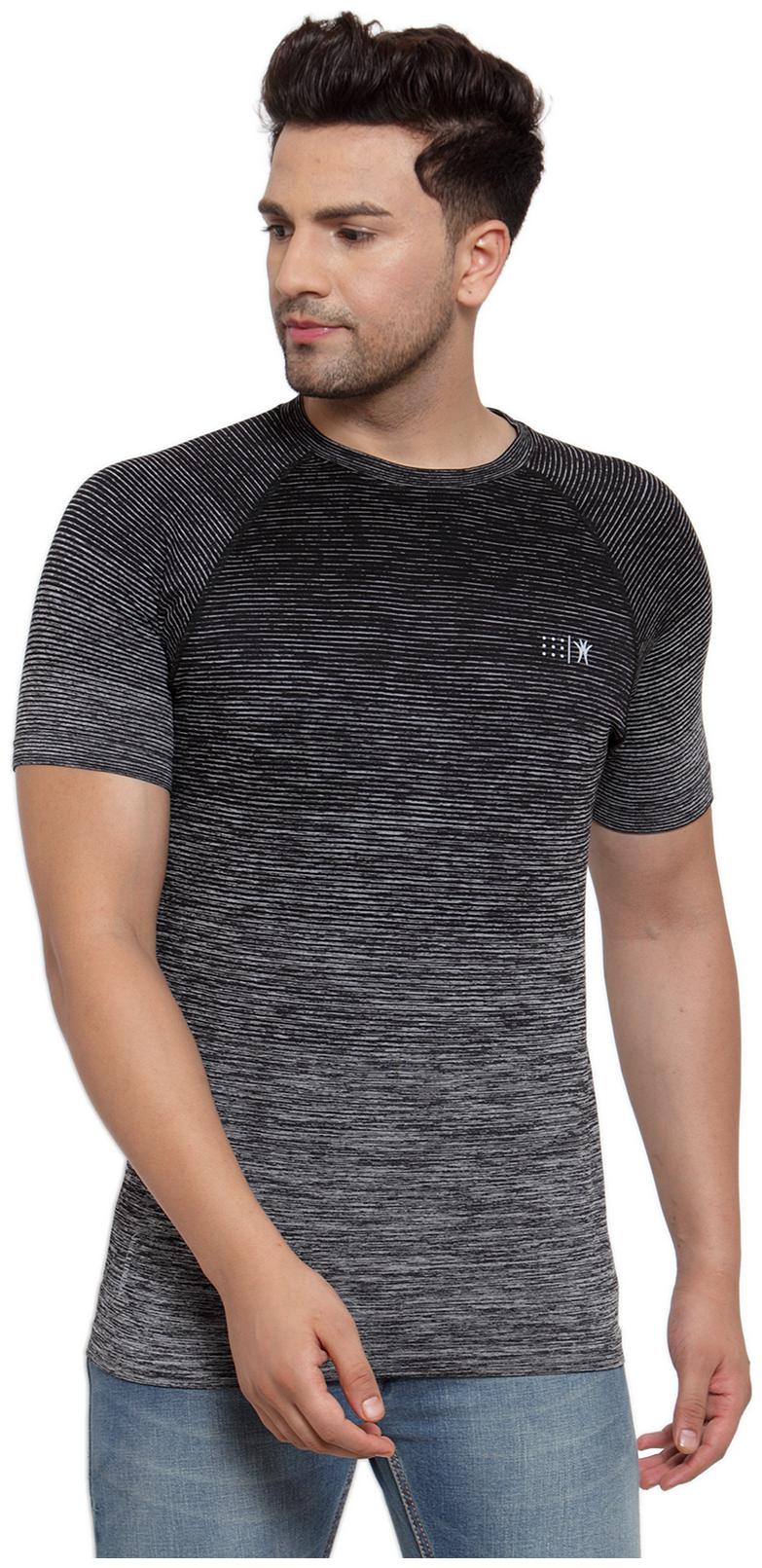 

VENITIAN Men Black Slim fit Nylon Round neck T-Shirt - Pack Of 1