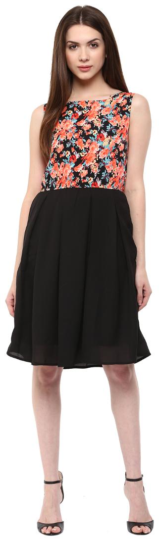 

Veronique Black Solid A-line dress
