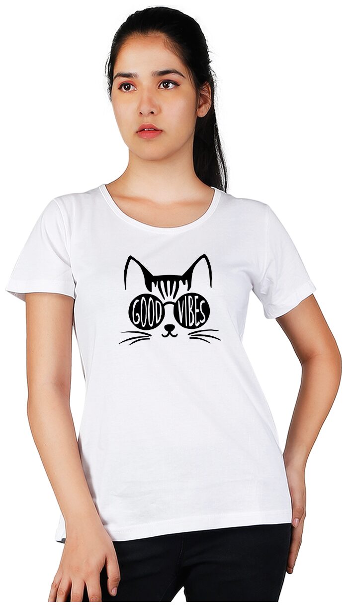 

Vishorge Korea Women White Slim fit Round neck Cotton T shirt