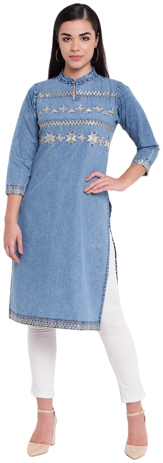 

Voom Women Blue Embroidered Straight Kurti