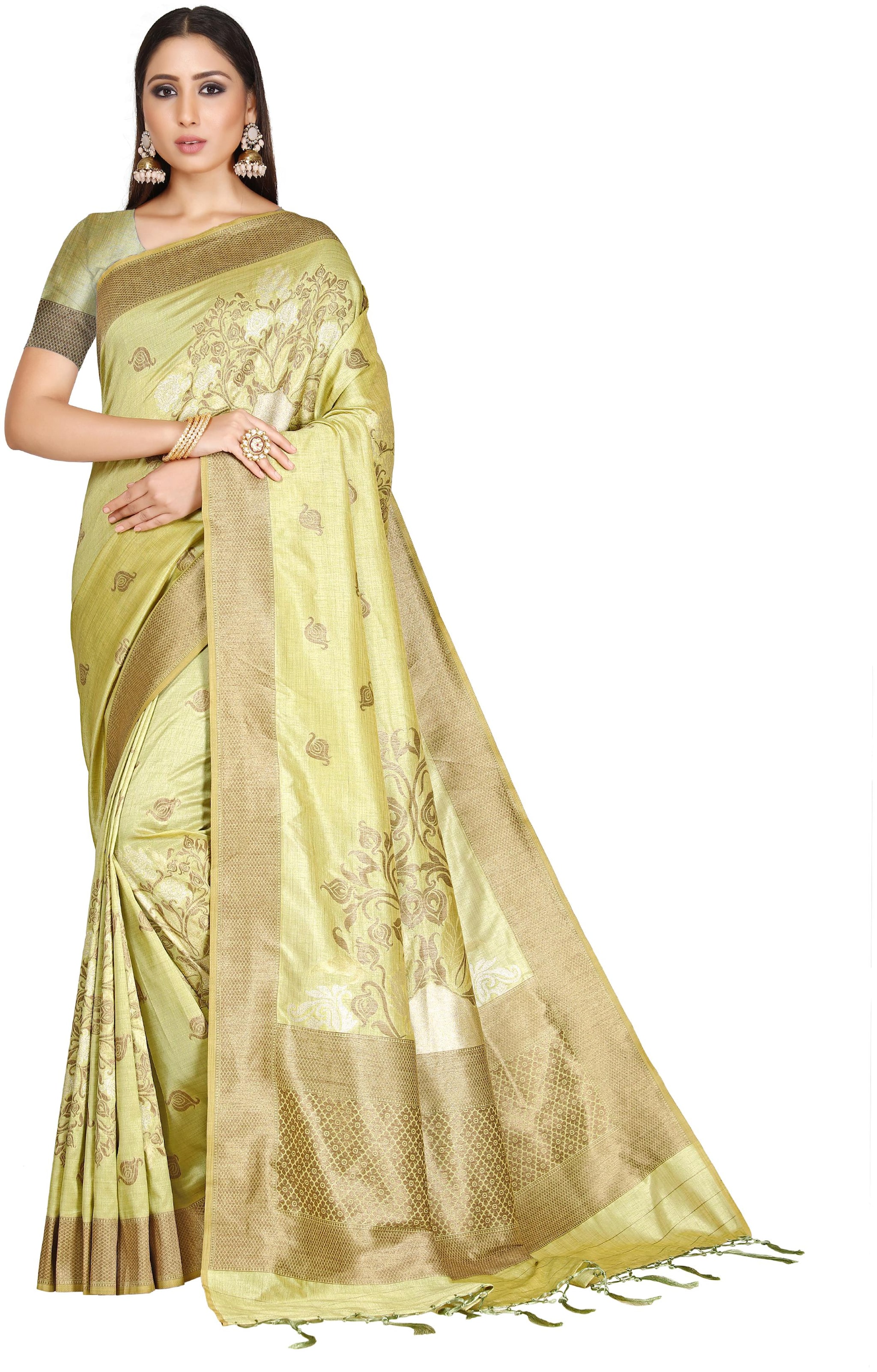 

Wax Berry Women Jacquard Woven Green Regular Saree With Blouse