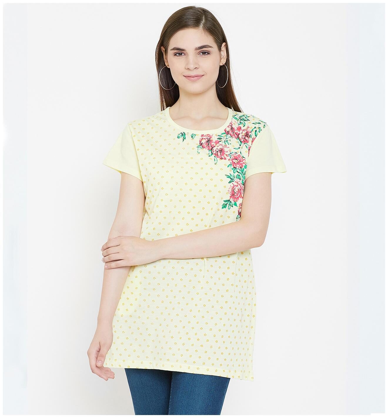 

WHITEMOON Women Yellow Regular fit U neck Cotton T shirt