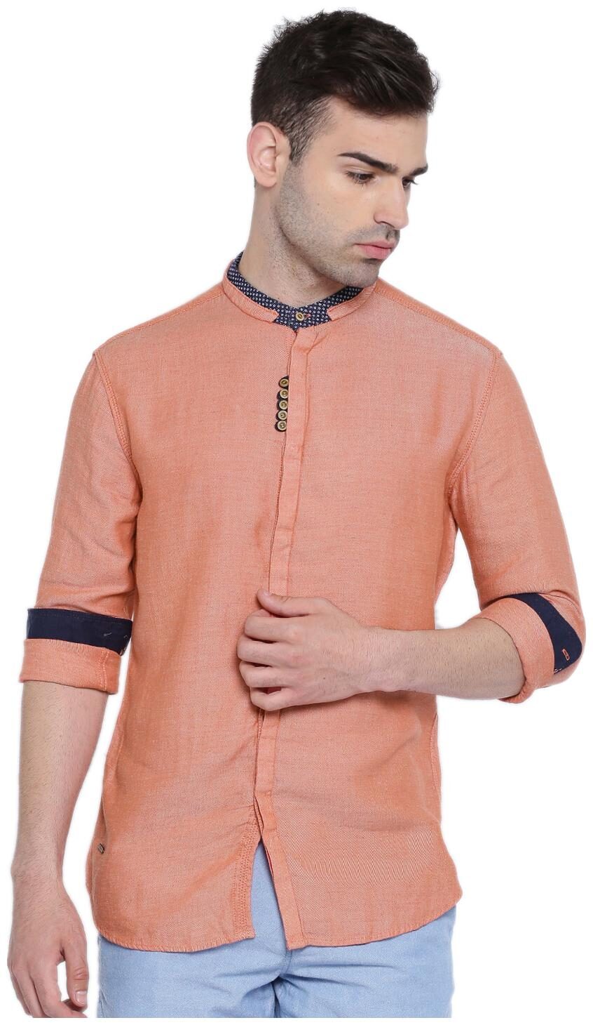 

WITH Men Red Solid Slim Fit Casual Shirt