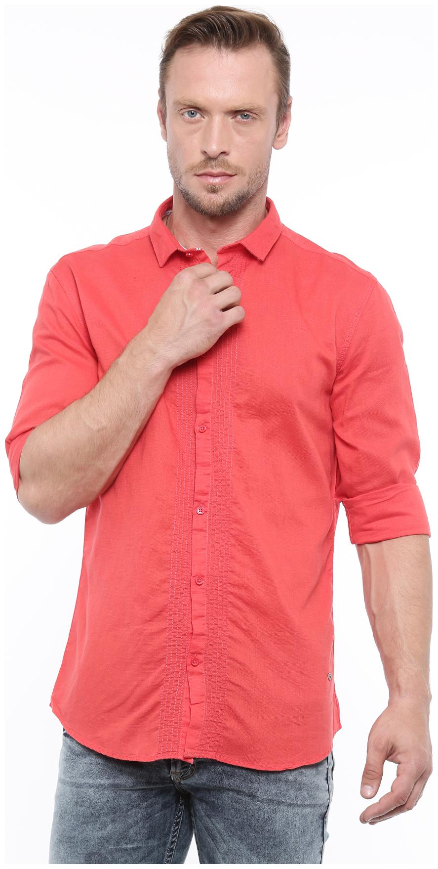 

WITH Men Red Solid Slim Fit Casual Shirt