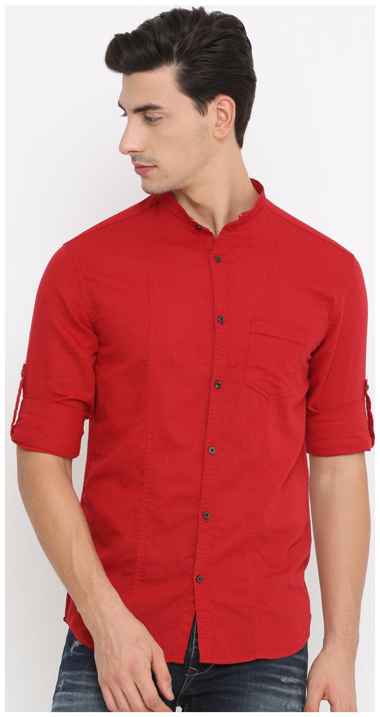 

WITH Men Red Solid Slim Fit Casual Shirt