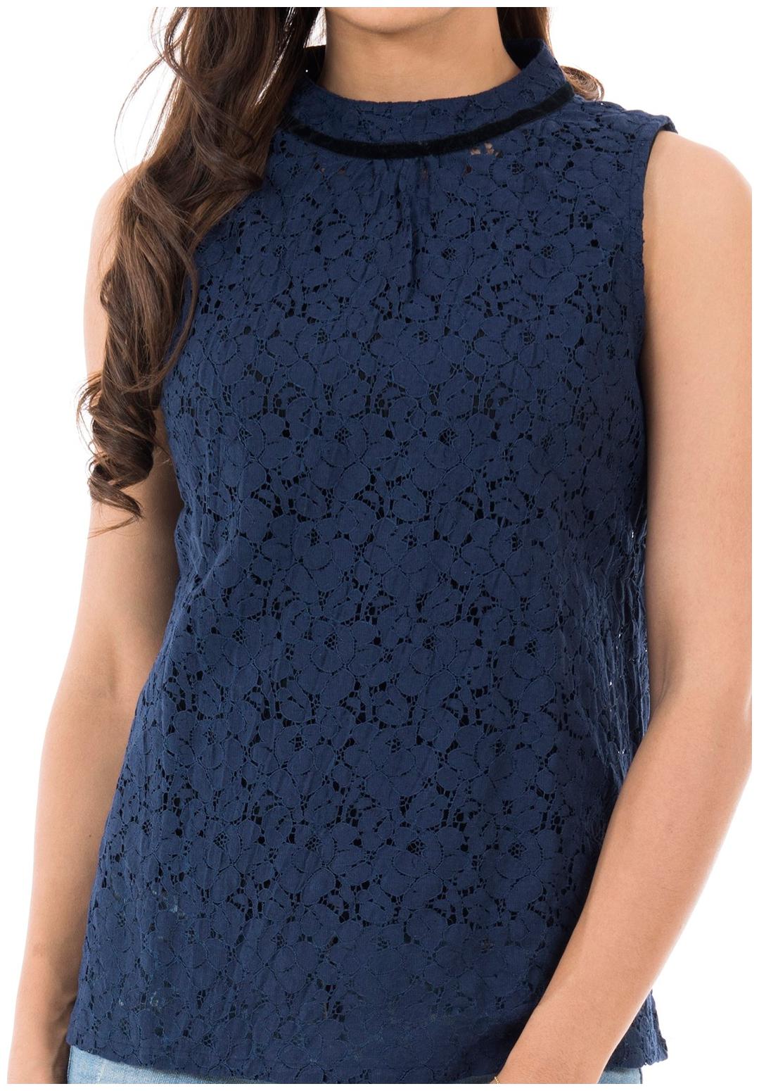 

Amadore Women Solid Regular tunic - Blue