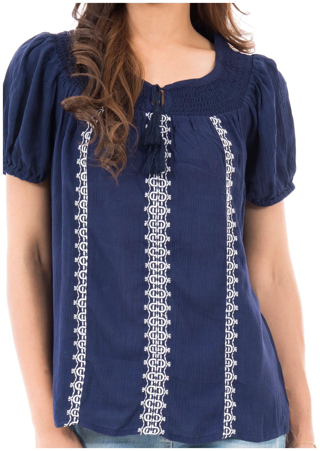 

Amadore Women Solid Regular tunic - Blue