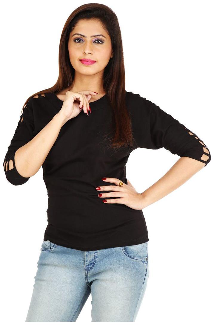 

Romile Women Solid Regular top - Black