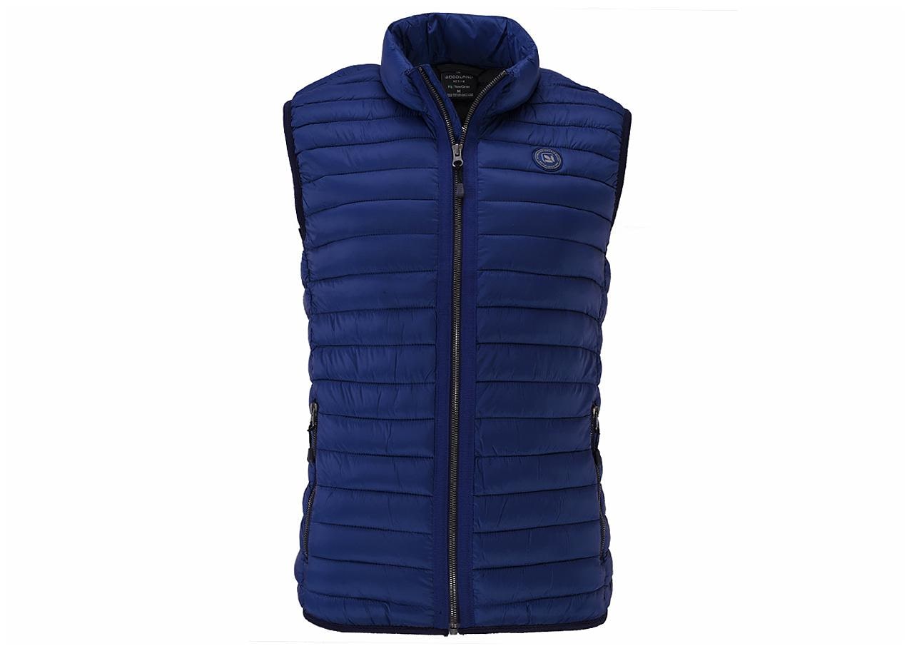 

Woodland Men Blue Solid Quilted jacket