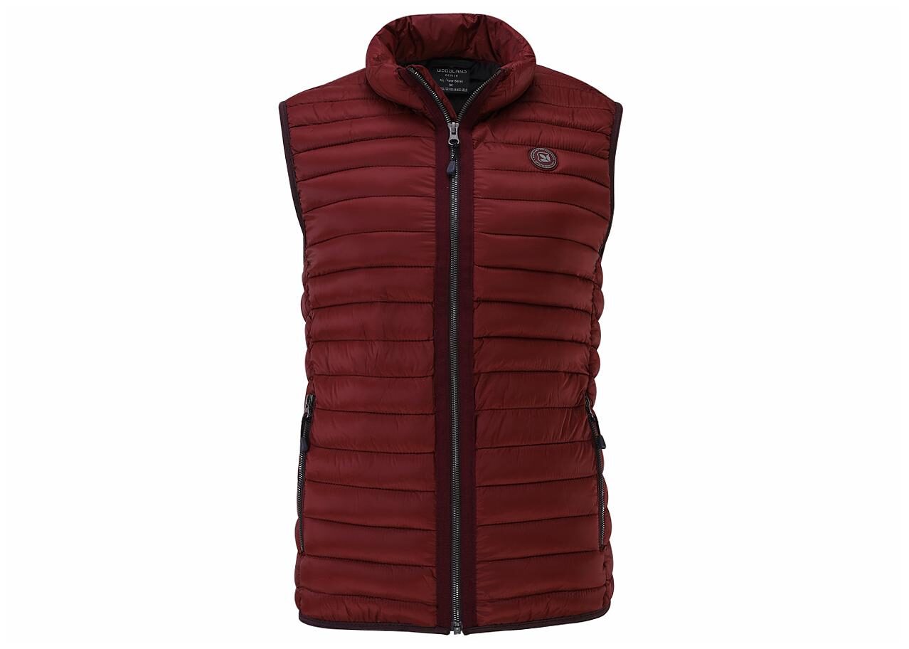 

Woodland Men Maroon Solid Quilted jacket