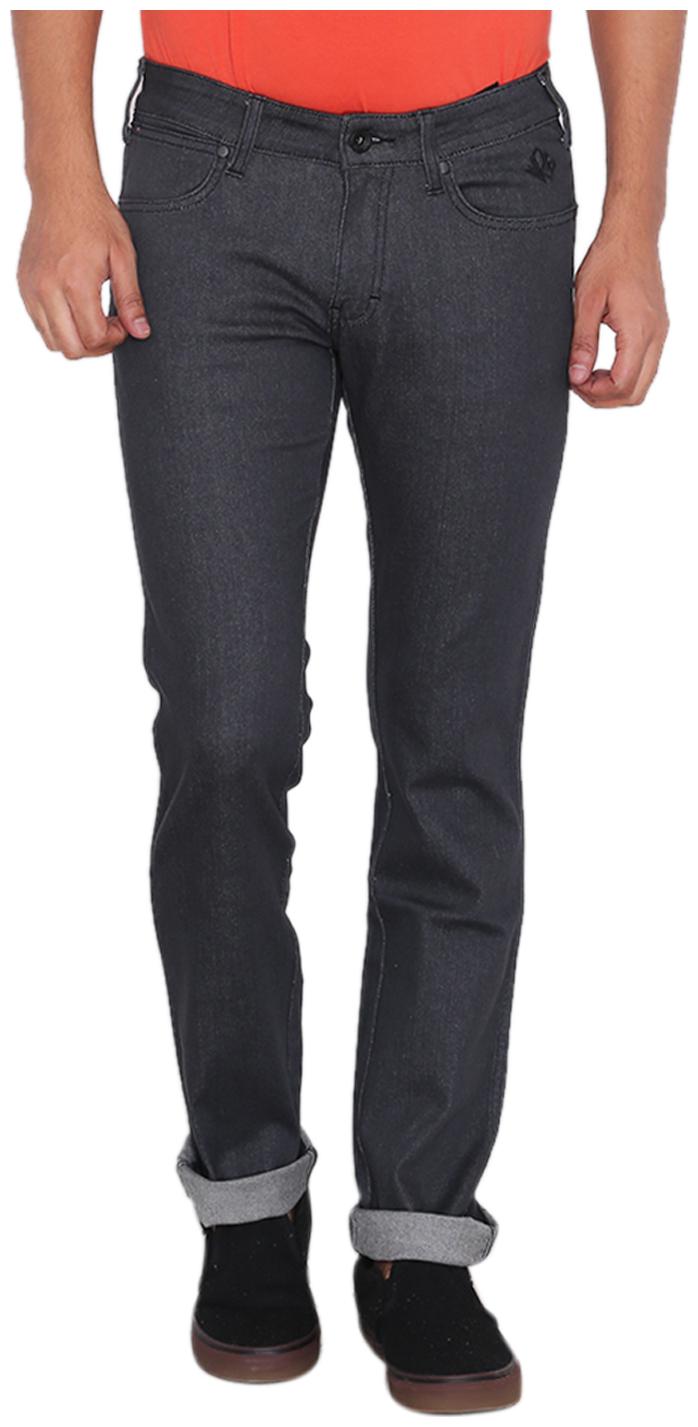 

Wrangler Men Black Slim Fit Jeans