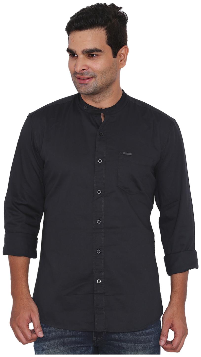 

Wrangler Men Black Solid Slim Fit Casual Shirt