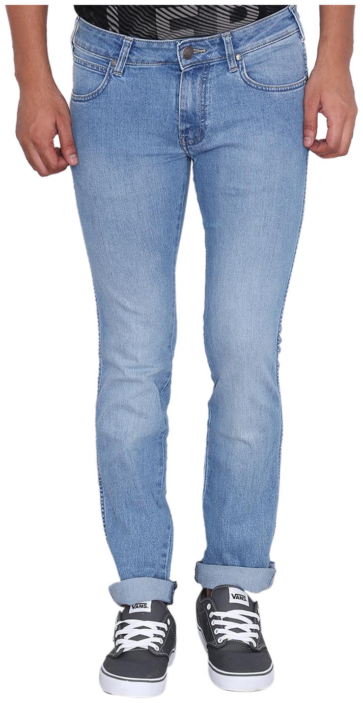 

Wrangler Men Blue Slim Fit Jeans