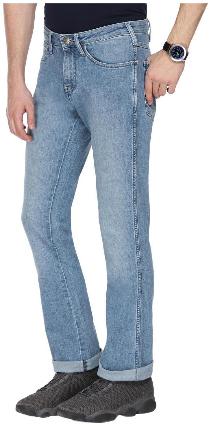 

Wrangler Men Blue Regular Fit Jeans