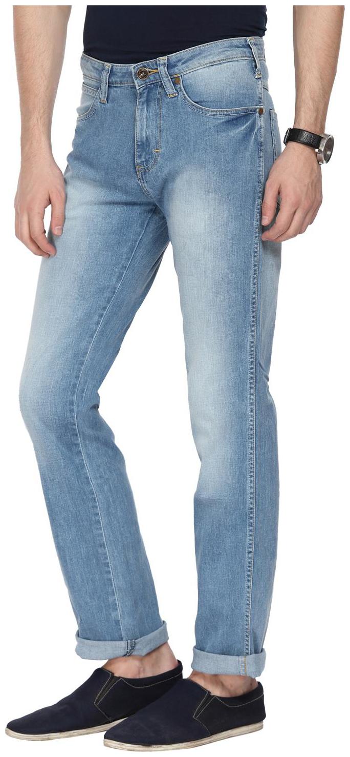 

Wrangler Men Blue Slim Fit Jeans
