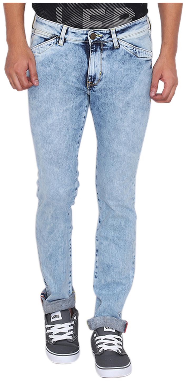 

Wrangler Men Blue Slim Fit Jeans