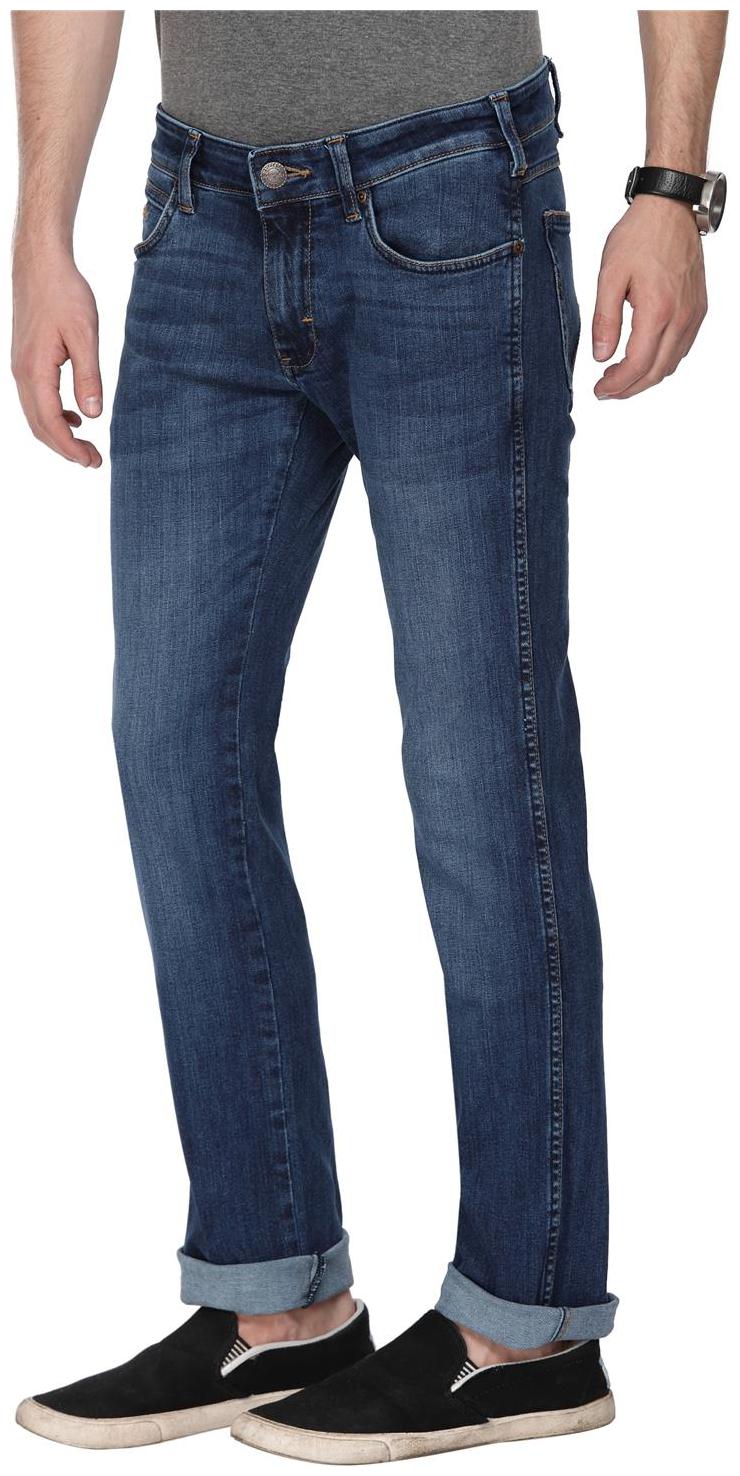 

Wrangler Men Blue Slim Fit Jeans