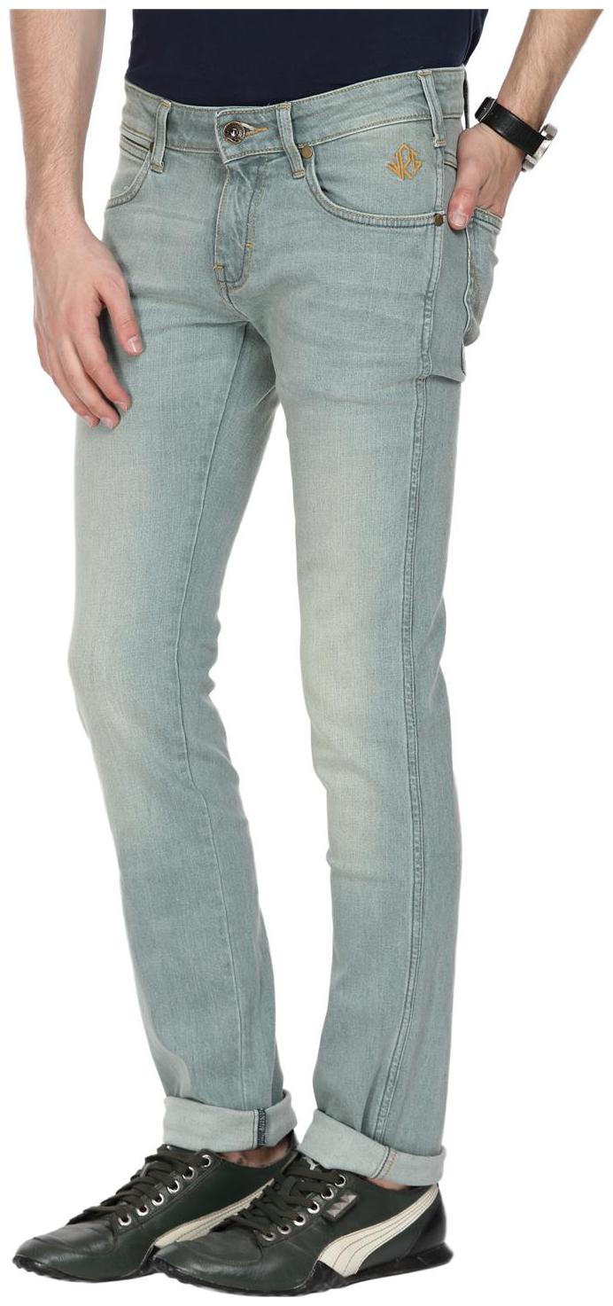 

Wrangler Men Grey Slim Fit Jeans