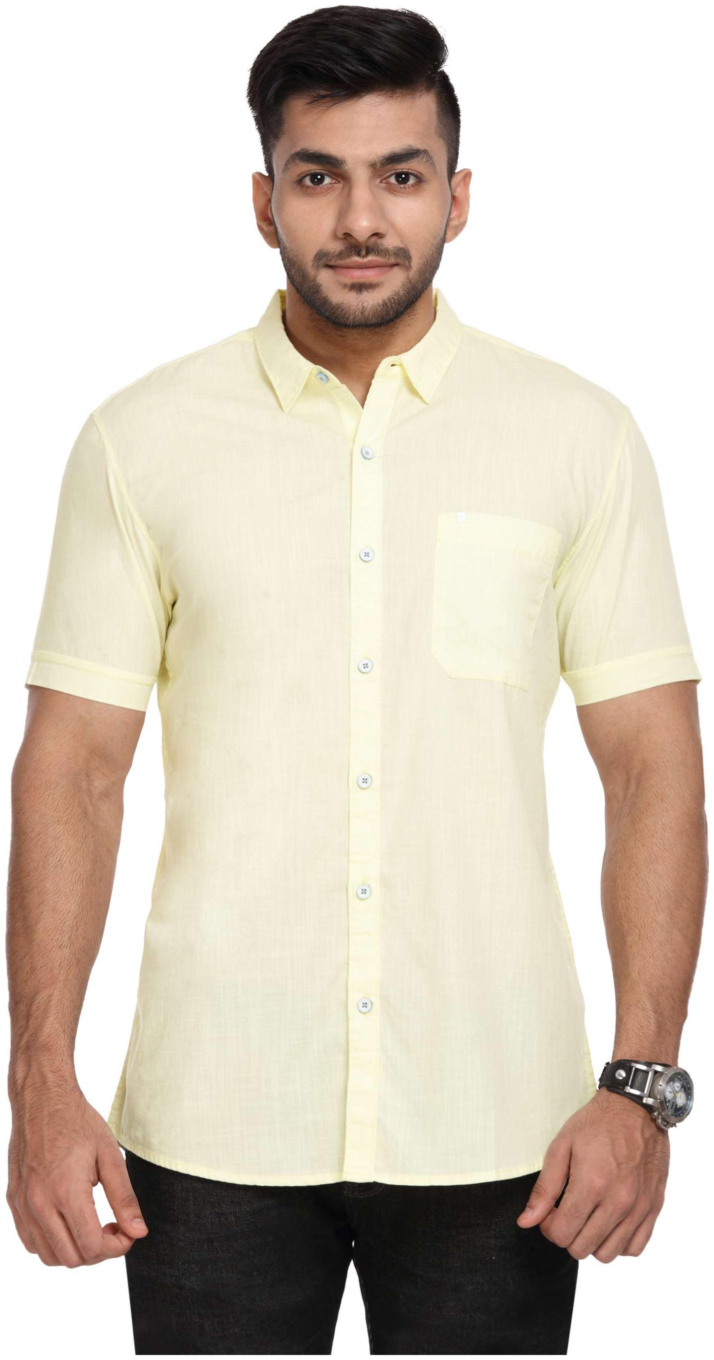 

Wrangler Men Yellow Solid Regular Fit Casual Shirt