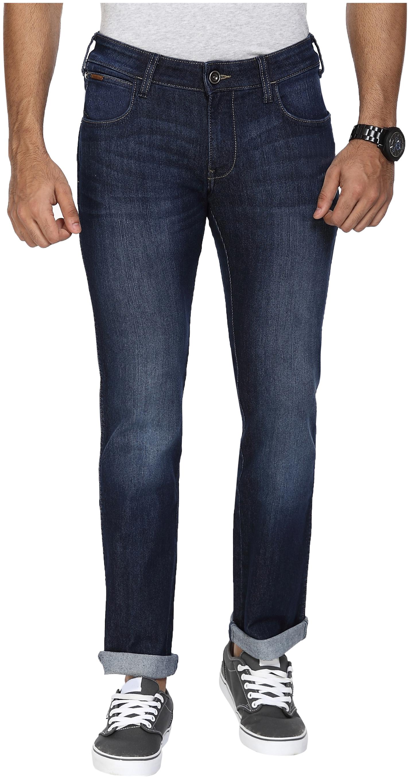 

Wrangler Men Blue Slim Fit Jeans
