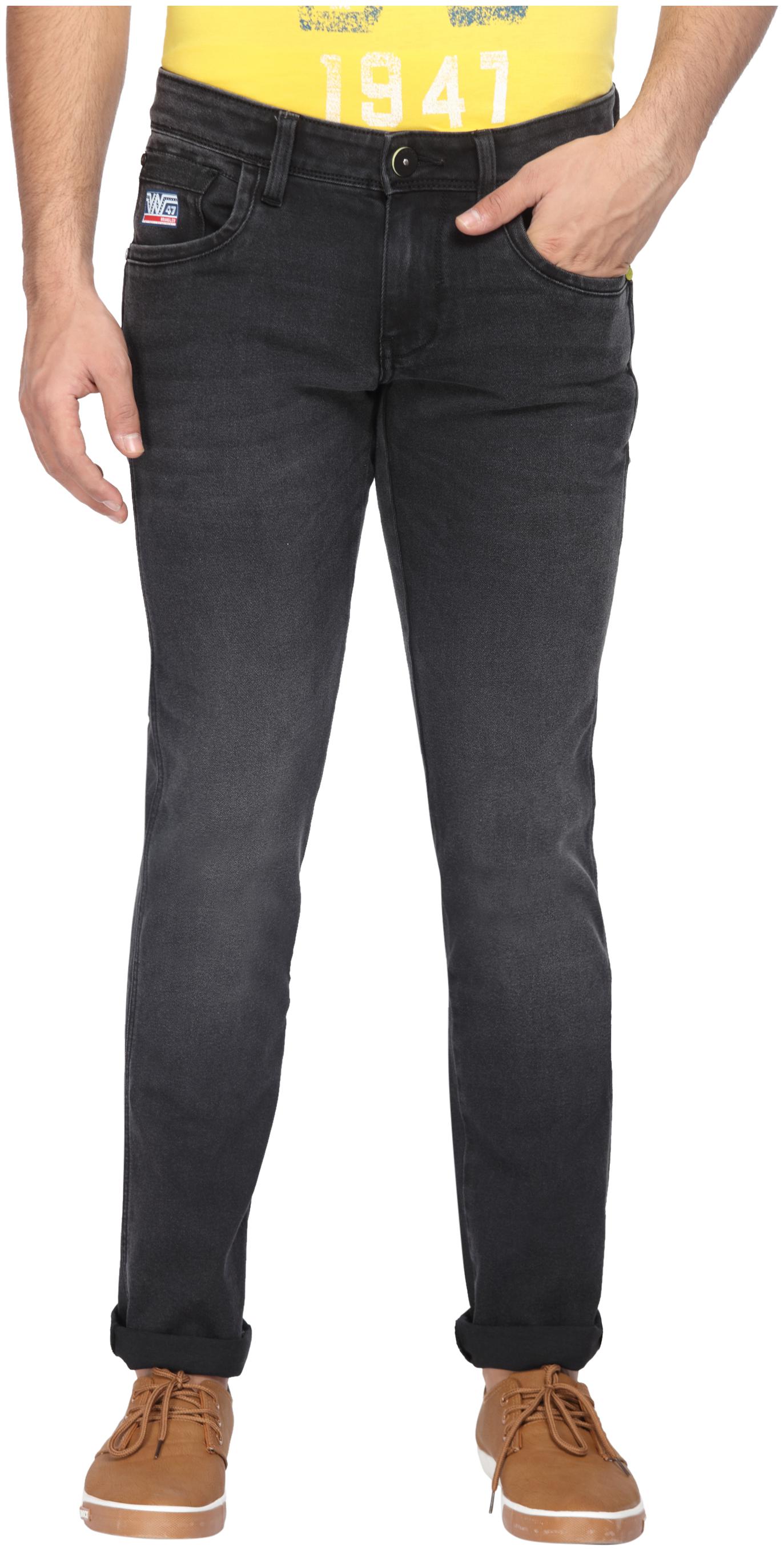 

Wrangler Men Black Regular Fit Jeans