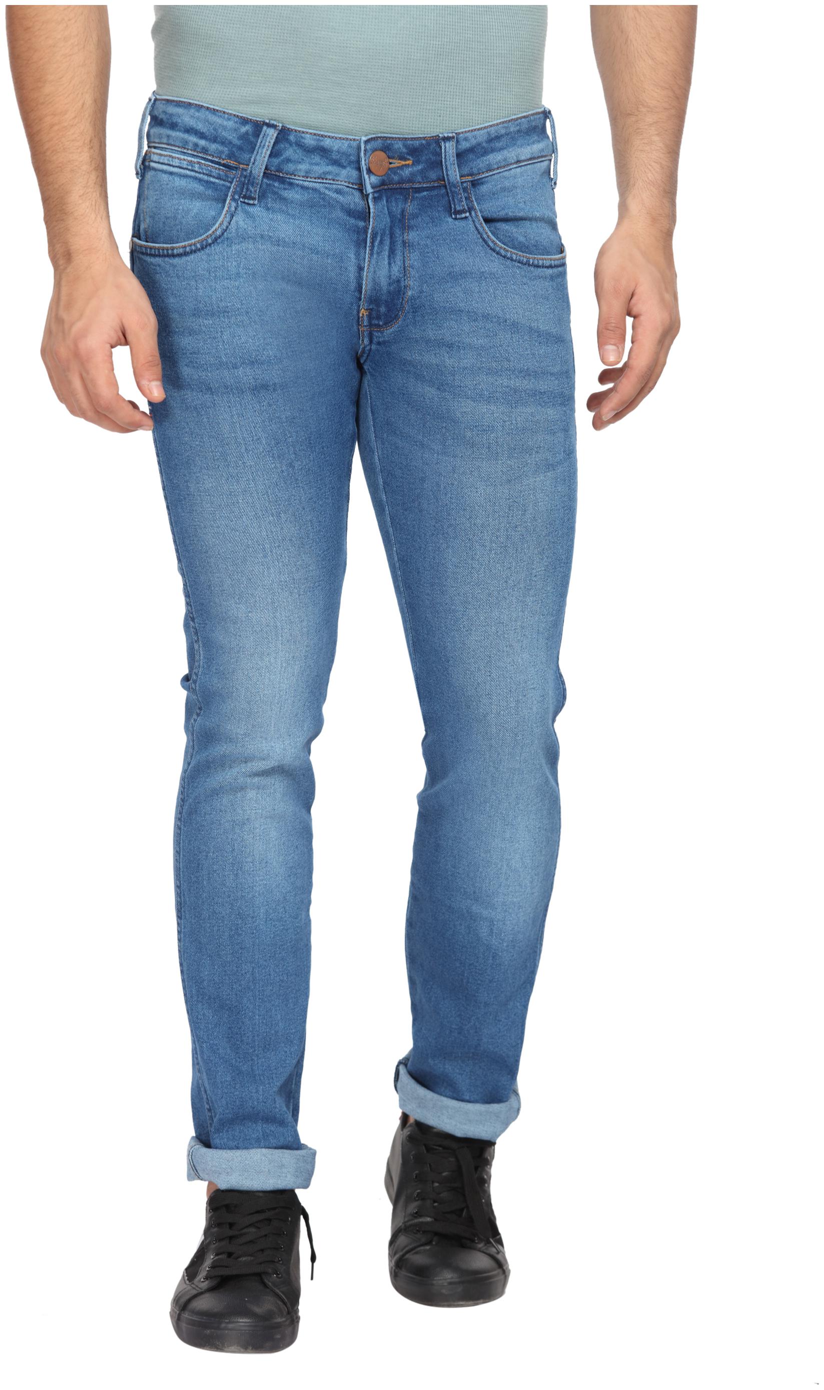 

Wrangler Men Blue Slim Fit Jeans