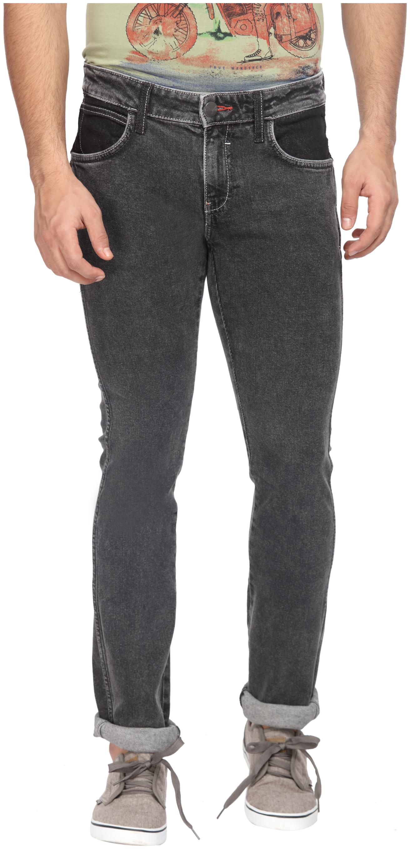 

Wrangler Men Black Slim Fit Jeans