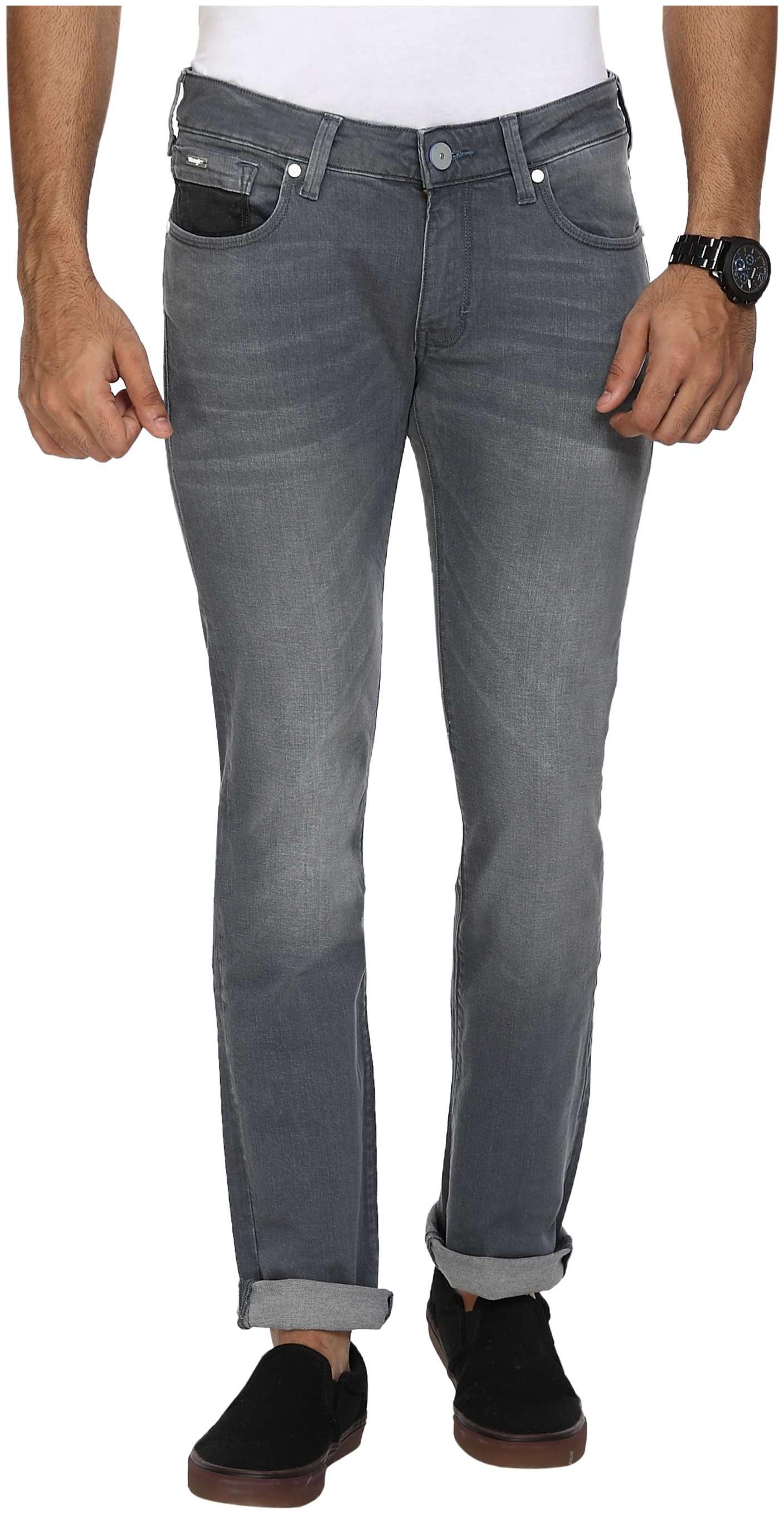 

Wrangler Men Grey Slim Fit Jeans